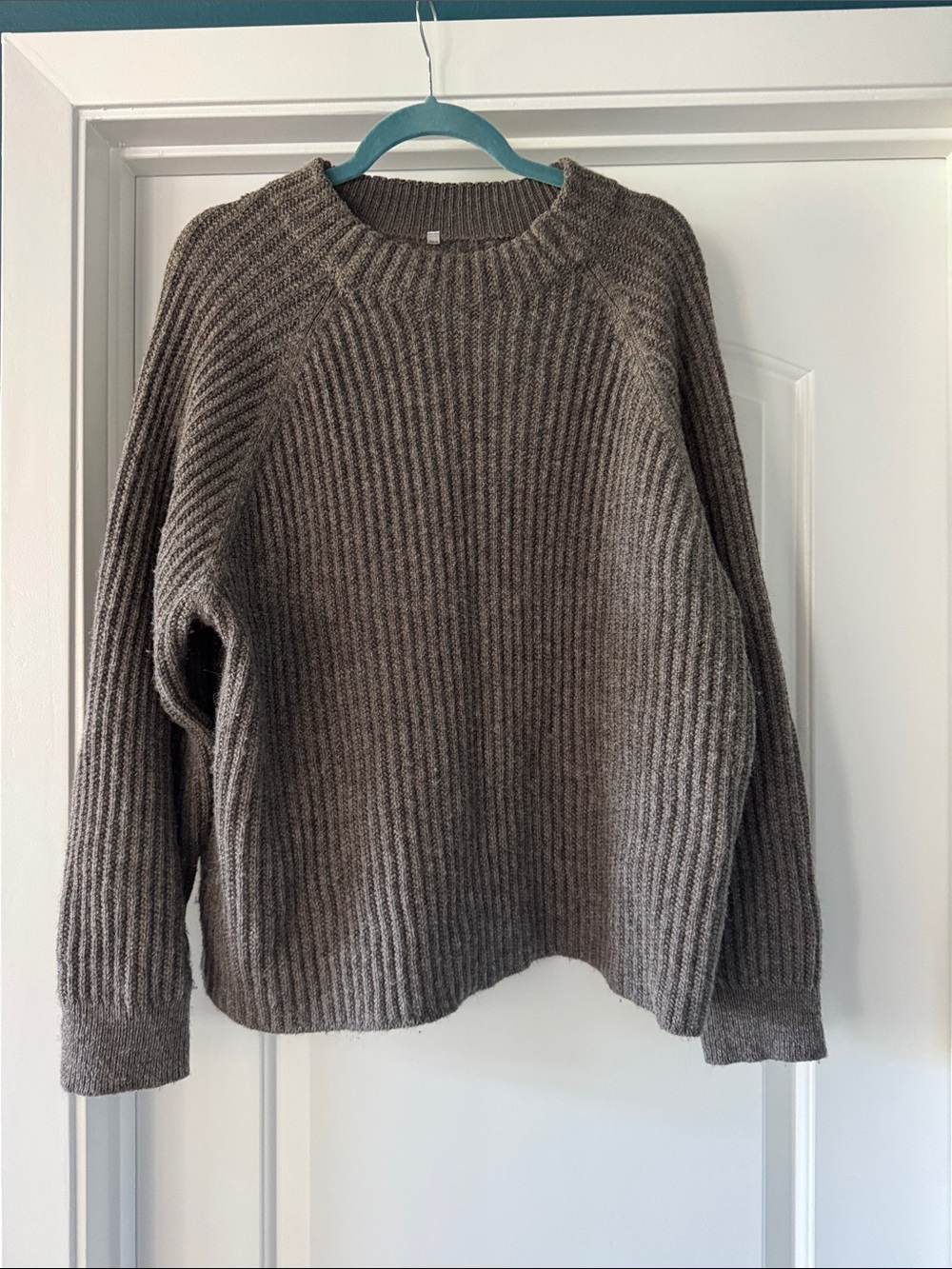 Muji 100% Wool Cozy Ribbed Crewneck Sweater in Heather Brown